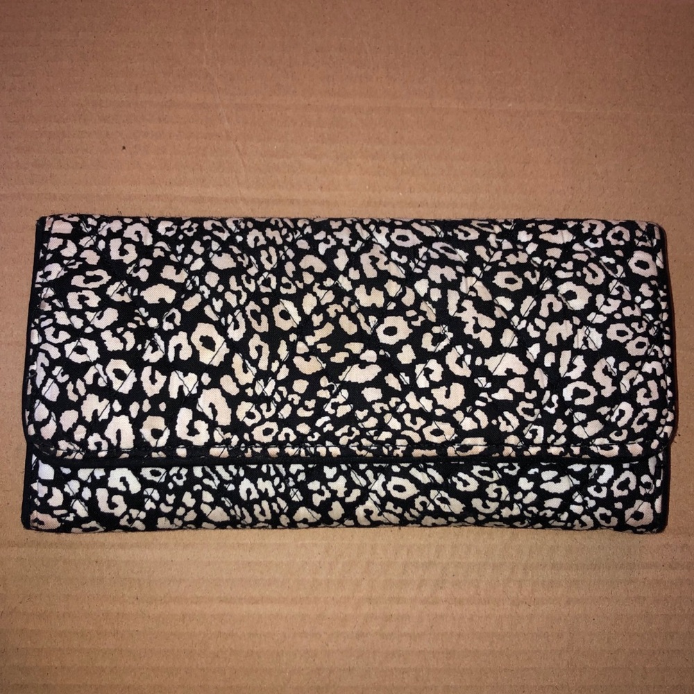 Vera Bradley Wallet!!!